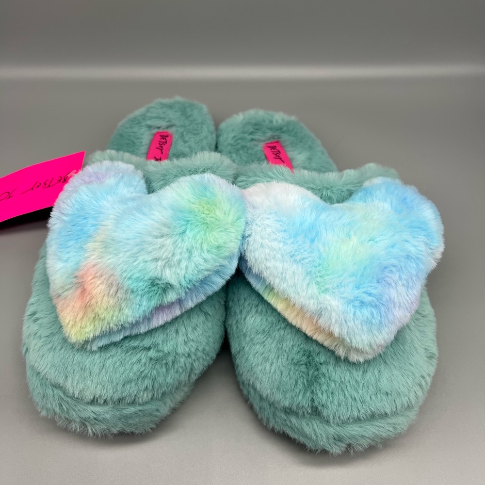 NWT BETSEY JOHNSON faux fur slippers. Size 9-10 - Picture 4 of 6
